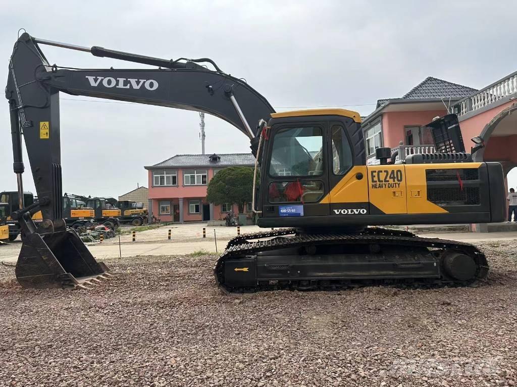Volvo EC 240 Pásové rýpadlá