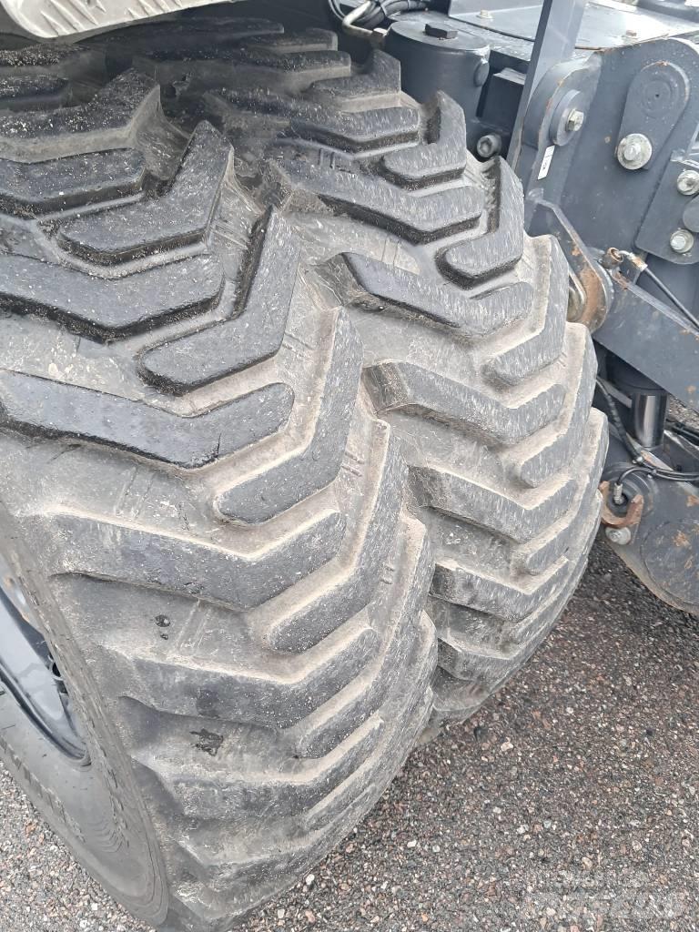 Doosan DX 165 W-5 Kolesové rýpadlá