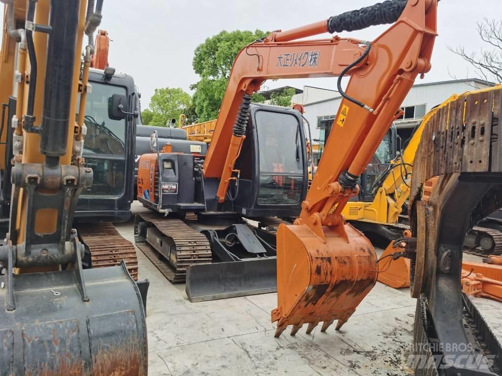 Hitachi ZX 70 Pásové rýpadlá