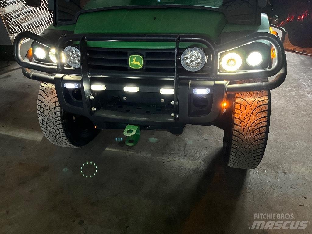 John Deere 855 D Úžitkové vozidlá (UTVs)
