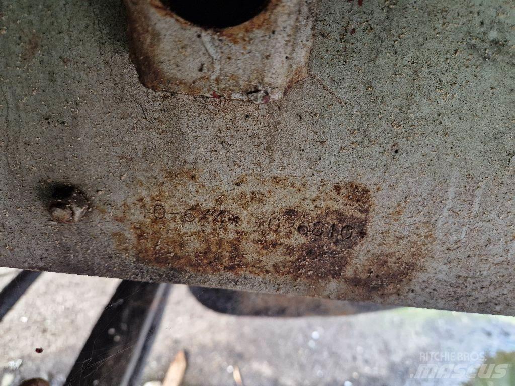 Volvo N1033 6X4 Nákladné vozidlá bez nadstavby