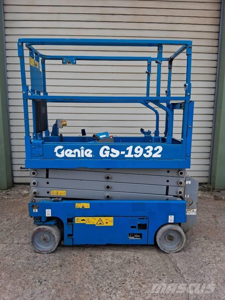 Genie GS 1932 Nožnicové zdvíhacie plošiny