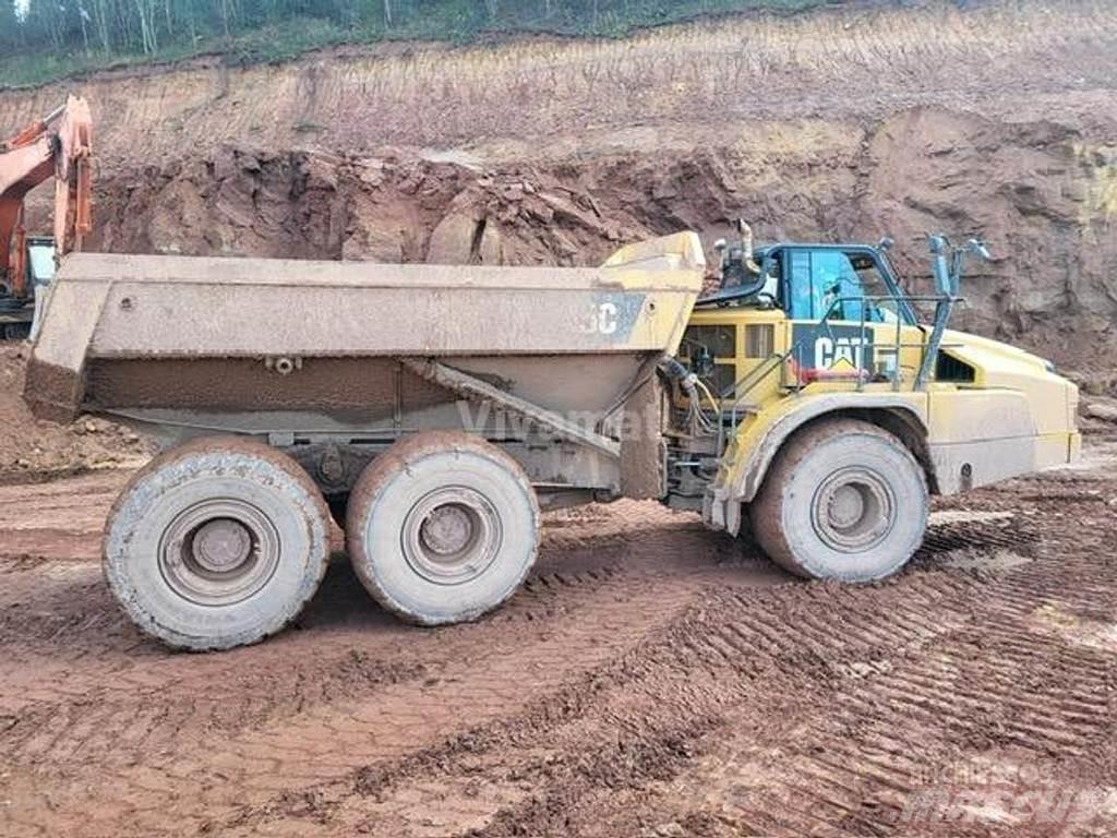 CAT 745C Stavebné sklápače