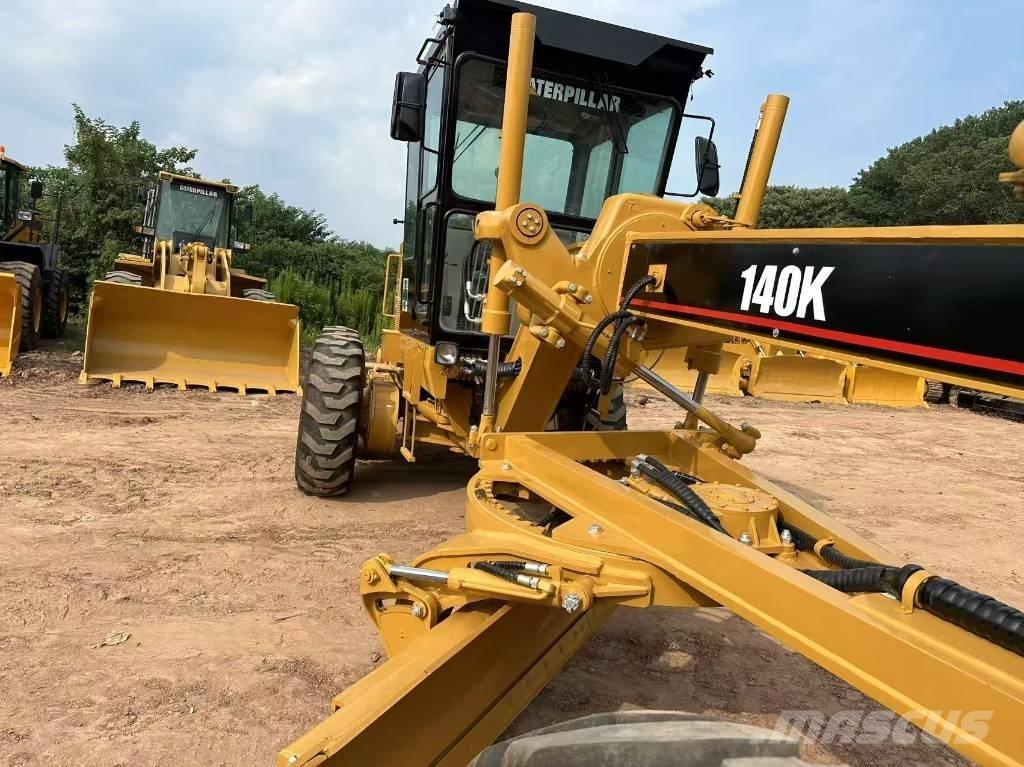 CAT 140 K Grejdery