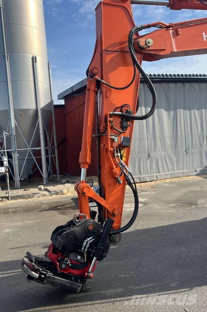 Hitachi ZX 140 W-5 Kolesové rýpadlá