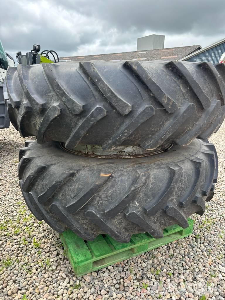  Tvillinghjul 20.8R42 Pneumatiky, kolesá a ráfiky