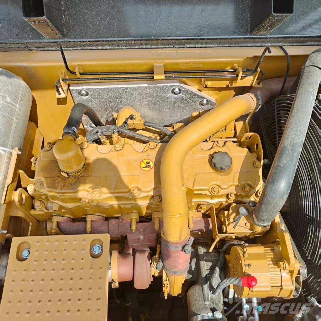 CAT 329 D Pásové rýpadlá