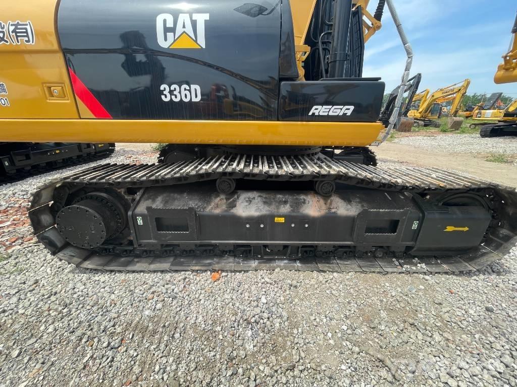 CAT 336D2 Pásové rýpadlá