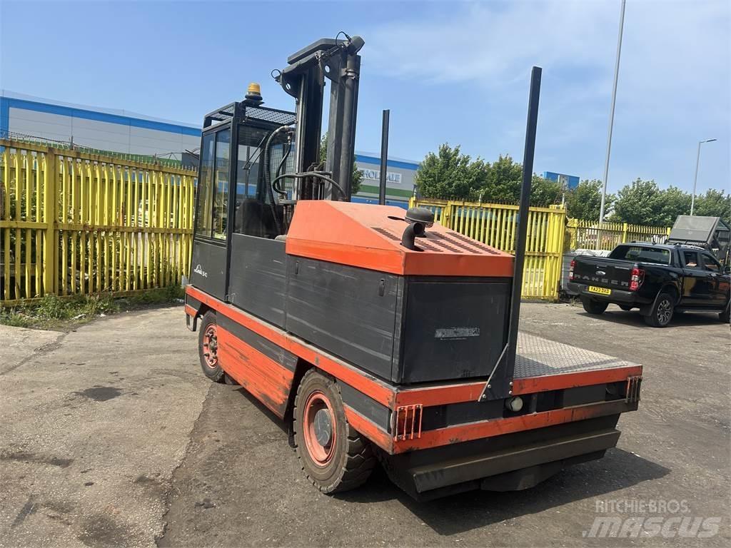 Linde S40 Bočný vysokozdvižný vozík