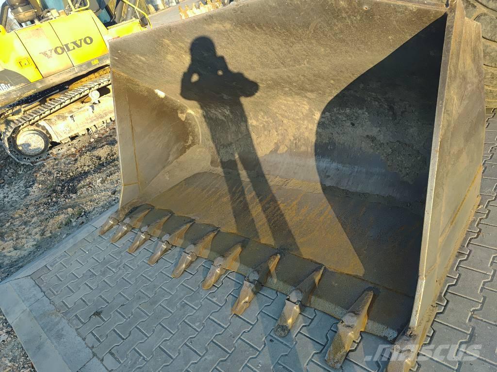Hitachi ZW 310 Kolesové nakladače