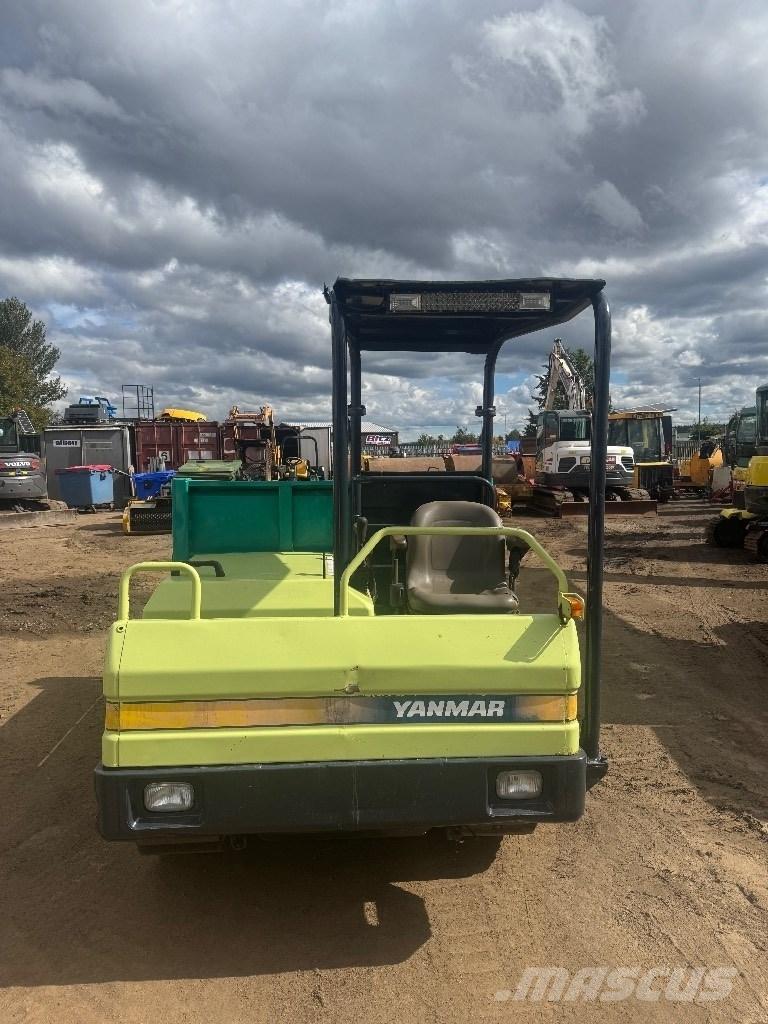 Yanmar C 30 Pásové sklápače