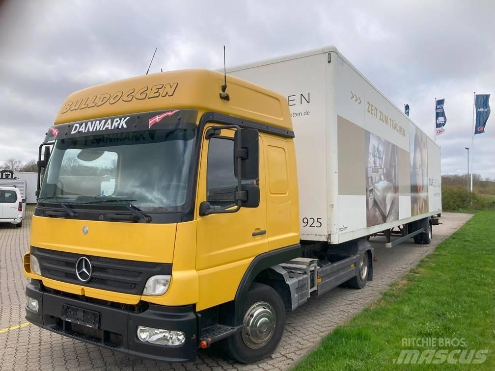 Mercedes-Benz 822 Ťahače