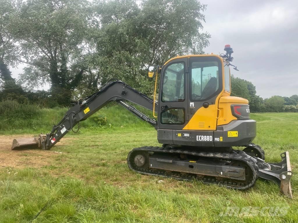 Volvo ECR 88 D Pro Midi rýpadlá 7 t - 12 t