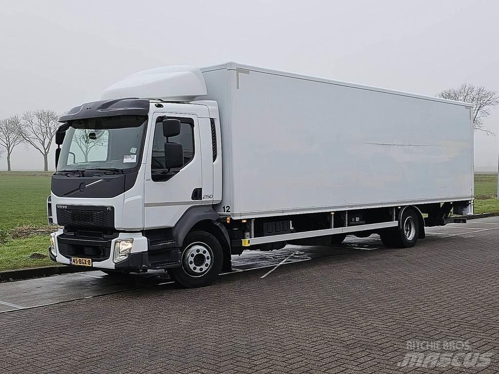 Volvo FL 250.14 Skriňová nadstavba