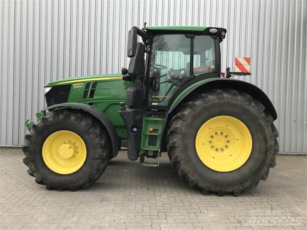 John Deere 6250R Traktory