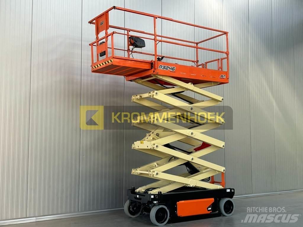 JLG R 3246 Nožnicové zdvíhacie plošiny