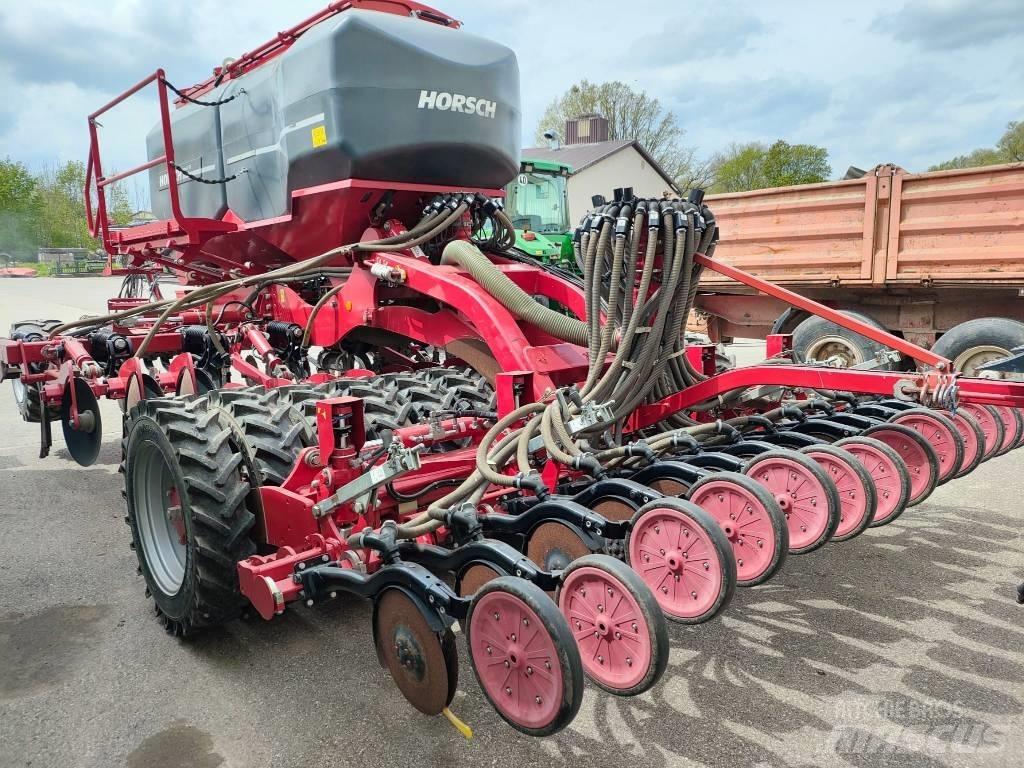 Horsch Focus 4 TD Kombinované sejačky