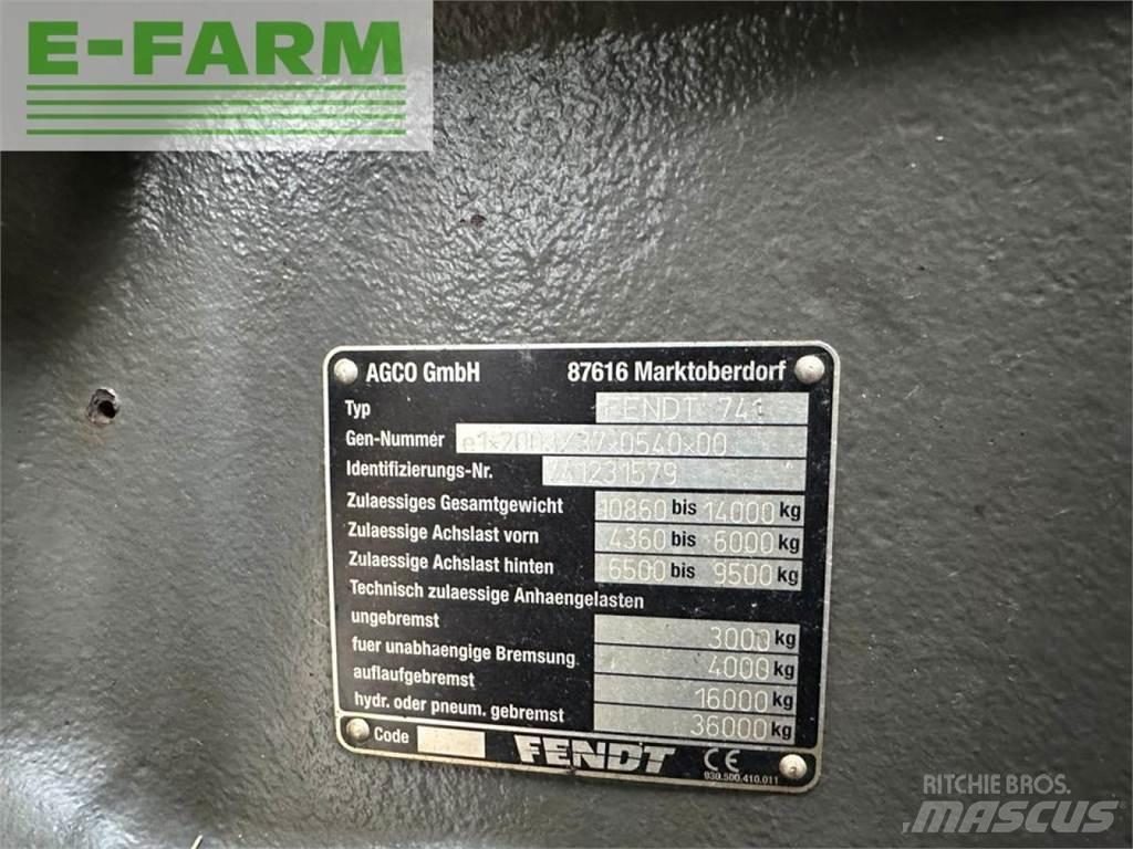 Fendt 720 Vario Traktory