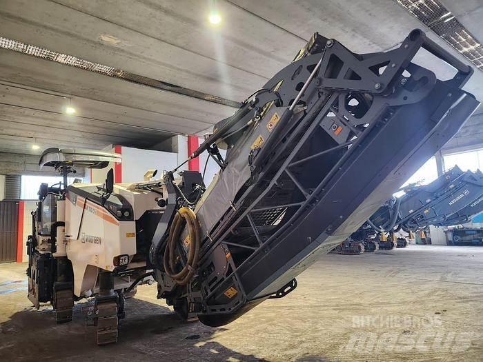 Wirtgen W130CFi Stroje na výrobu betónových prefabrikátov
