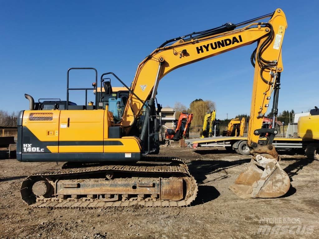 Hyundai HX140 LC Pásové rýpadlá