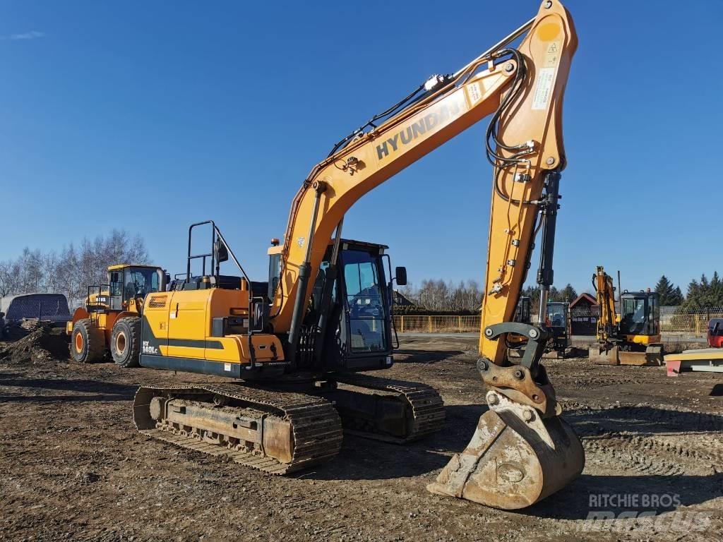 Hyundai HX140 LC Pásové rýpadlá