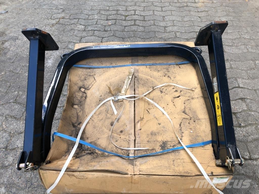 Iseki TH4 Kompaktné prídavné zariadenie pre traktory