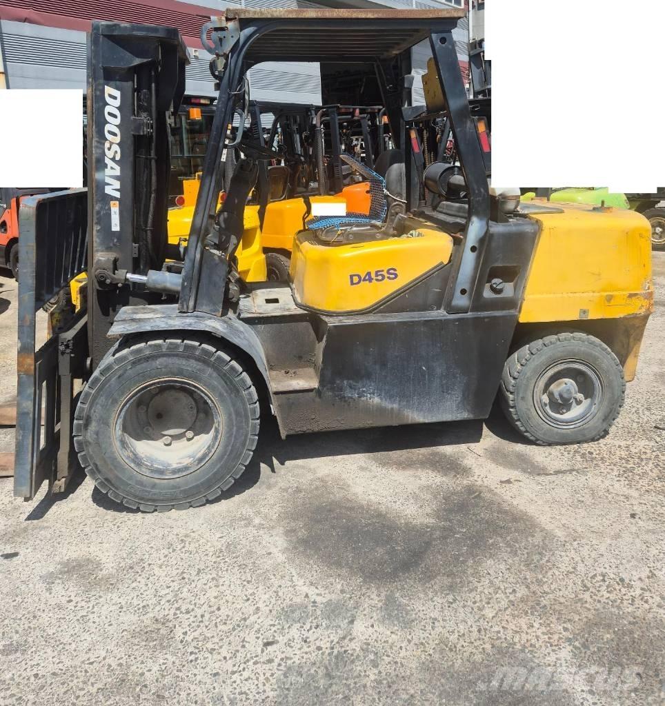 Doosan D 45 SC-9 Iné