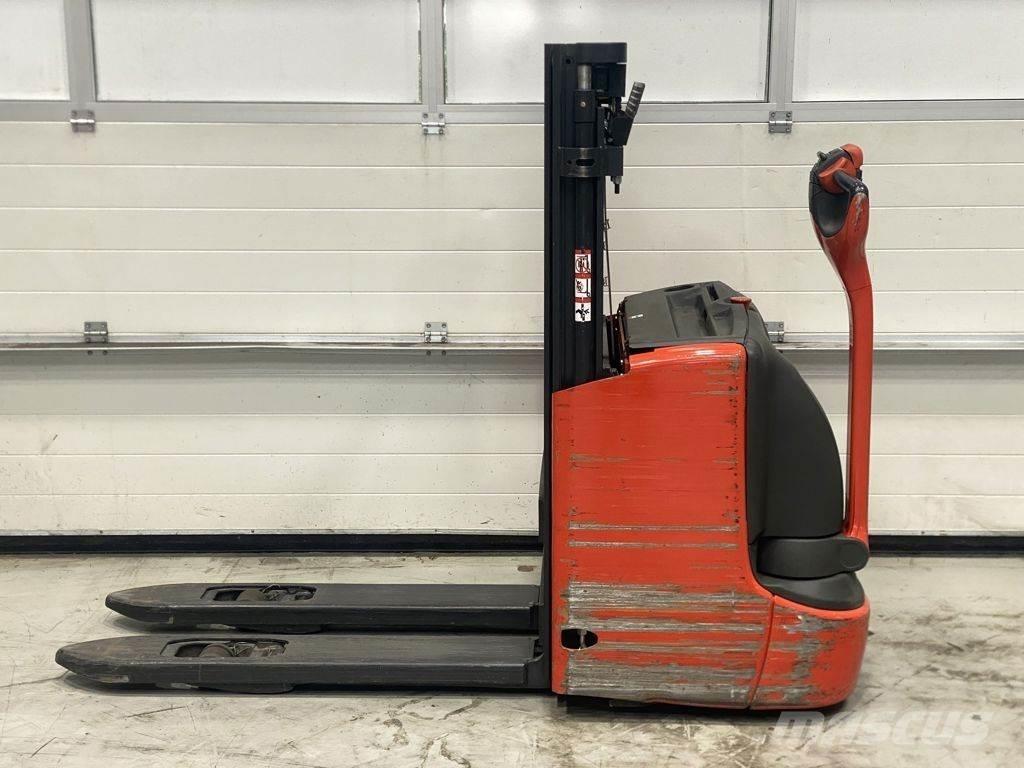 Linde L12 I Ručne vedené vysokozdvižné vozíky