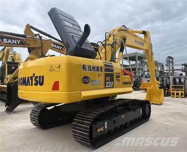 Komatsu PC220-8 Pásové rýpadlá