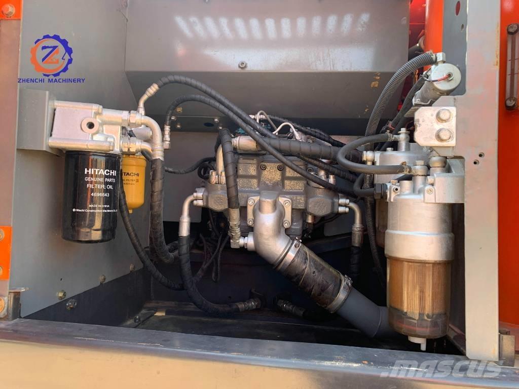 Hitachi ZX 240 Pásové rýpadlá