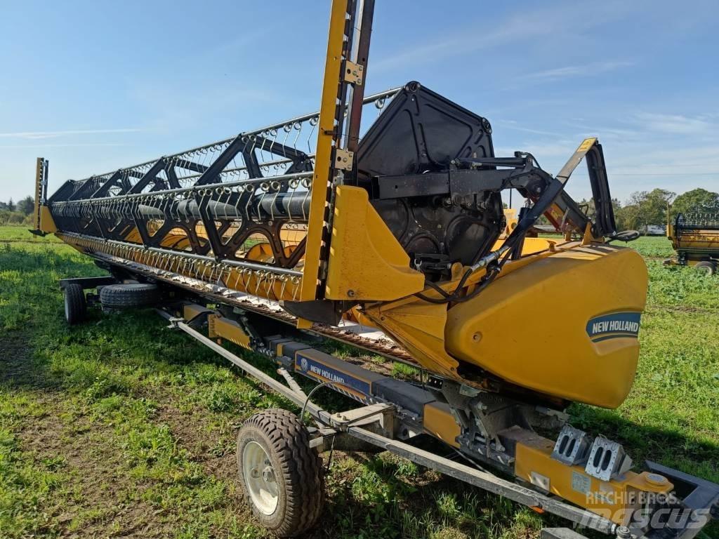 New Holland CX 8.90 Kombinované zberacie stroje