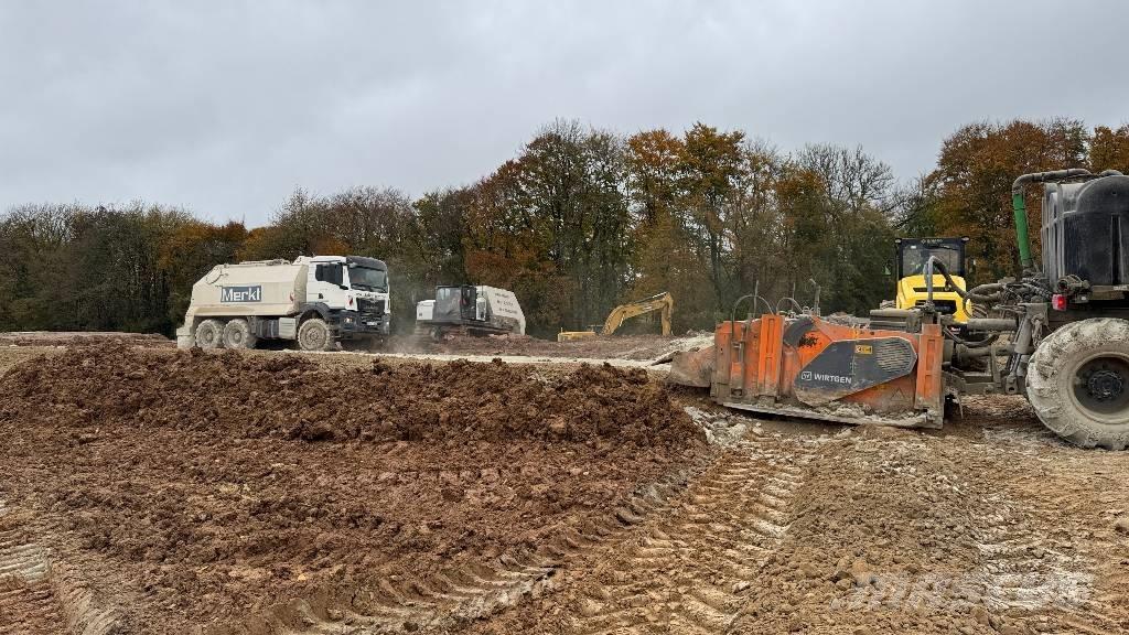 Prinoth Panther T14R Pásové sklápače