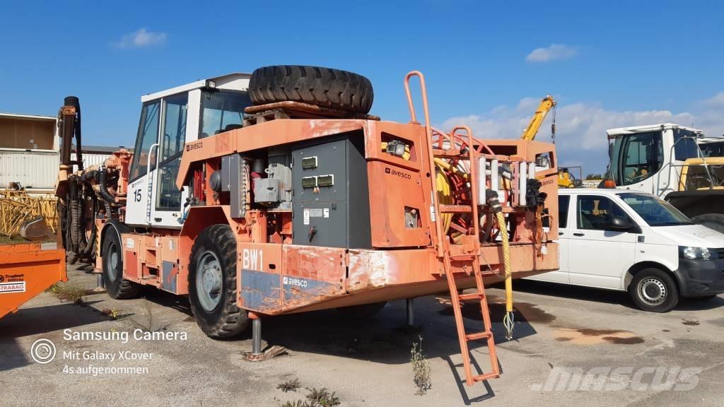 Sandvik DT 920I Tunelové a podzemné banské vŕtačky