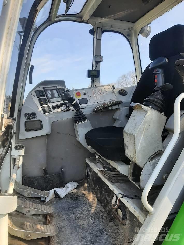 Menzi Muck A91 4x4 Špeciálne bagre