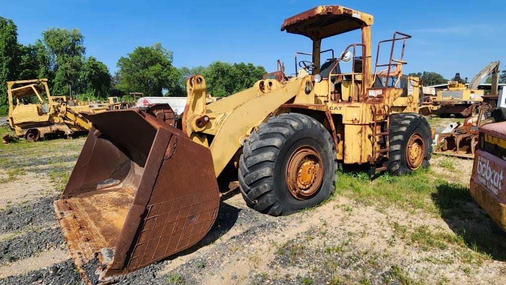 CAT 966 D Kolesové nakladače
