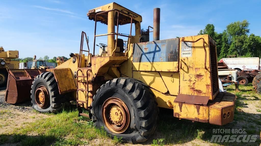 CAT 966 D Kolesové nakladače