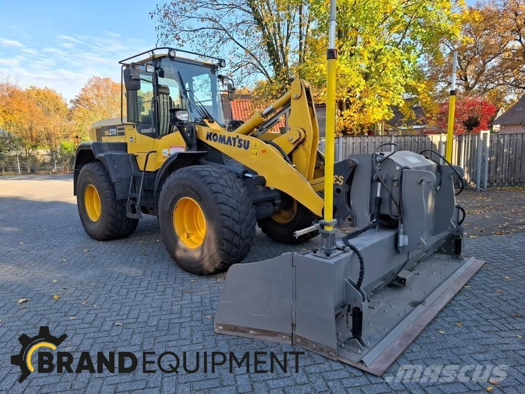 Komatsu WA270-7 Kolesové nakladače