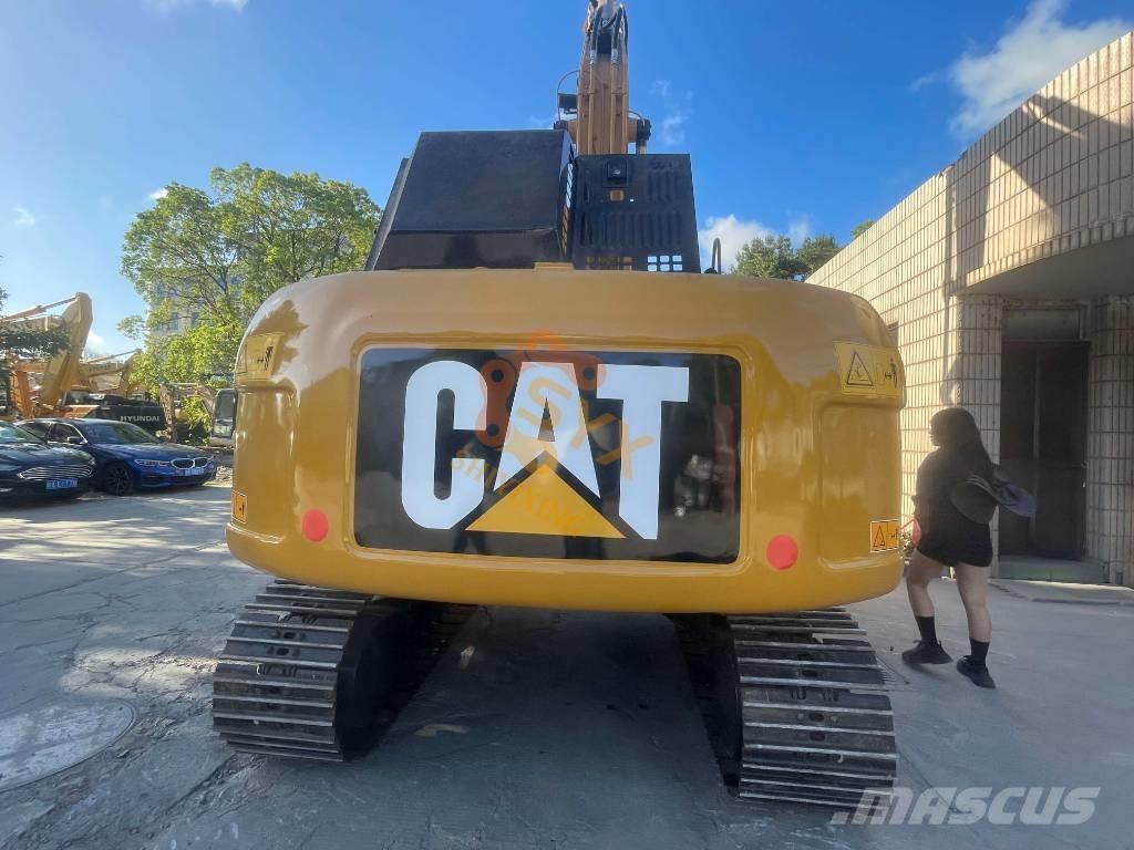 CAT 312D Pásové rýpadlá