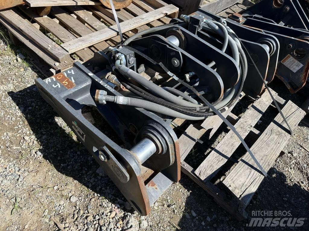 Komatsu WA320 QC Rýchlospojky
