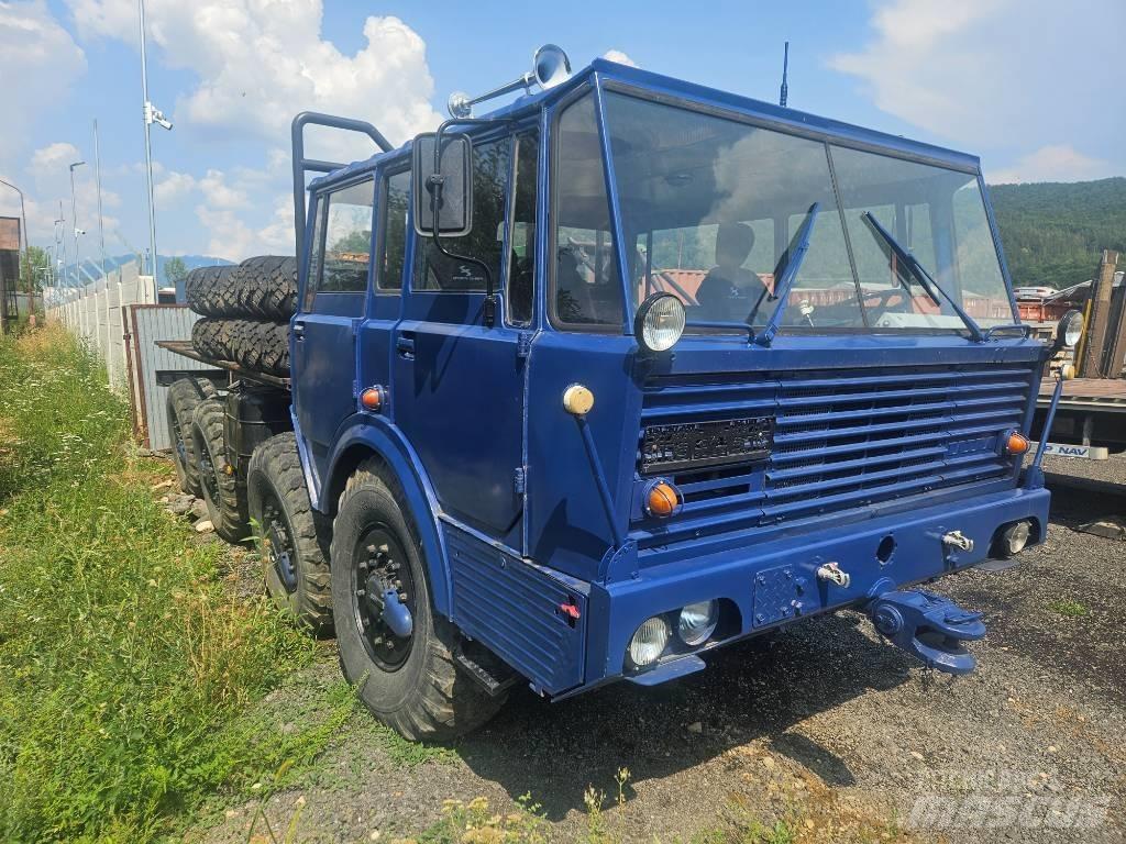 Tatra 813 8x8 KOLOS Nákladné vozidlá bez nadstavby