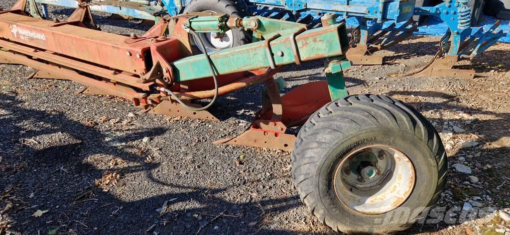 Kverneland BB100 Konvenčné pluhy