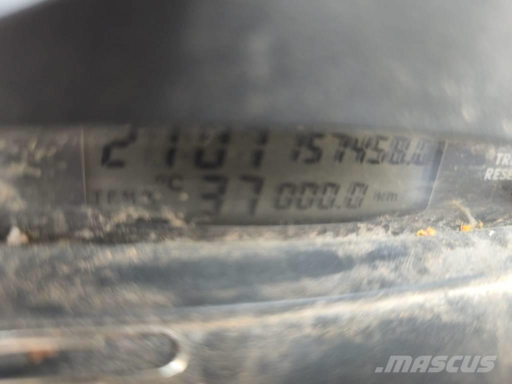 Iveco 35C 13 Nakladacia/sklápacia bočnica