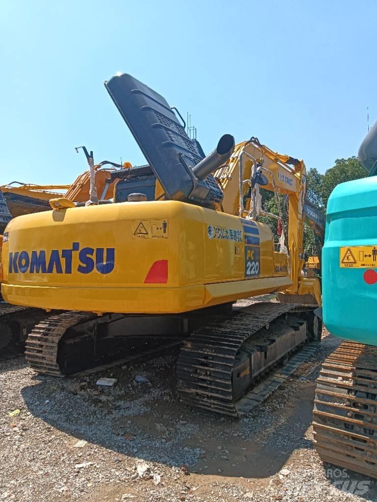 Komatsu PC 220 Pásové rýpadlá