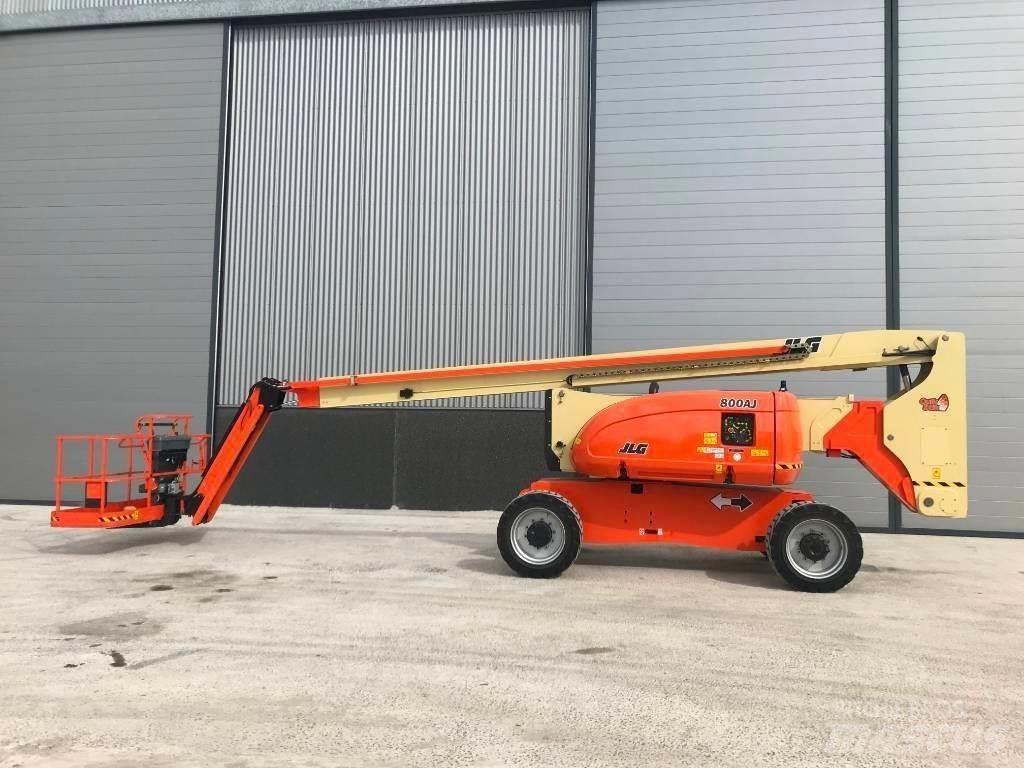 JLG 800 AJ Kĺbové plošiny