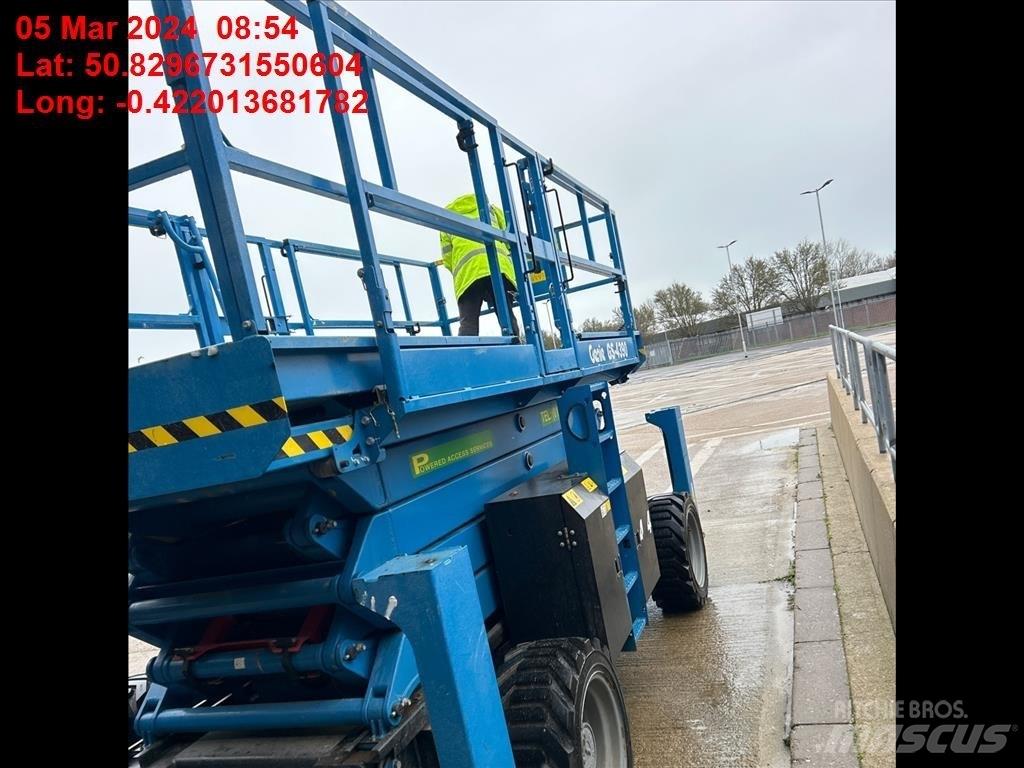 Genie GS 4390 Nožnicové zdvíhacie plošiny