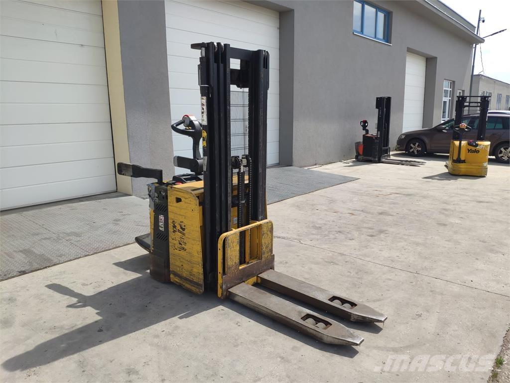 Yale MS15X IL Samohybné vozíky