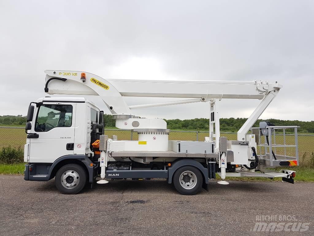 Palfinger P 300 KS Autoplošiny