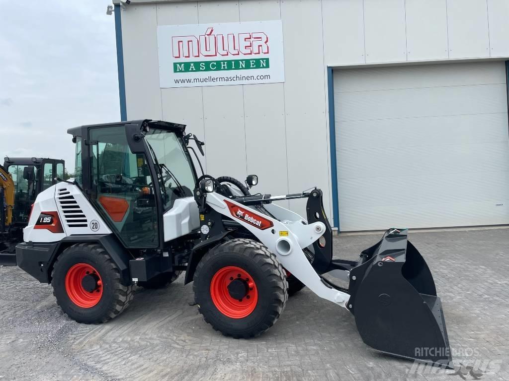 Bobcat L85 Kolesové nakladače