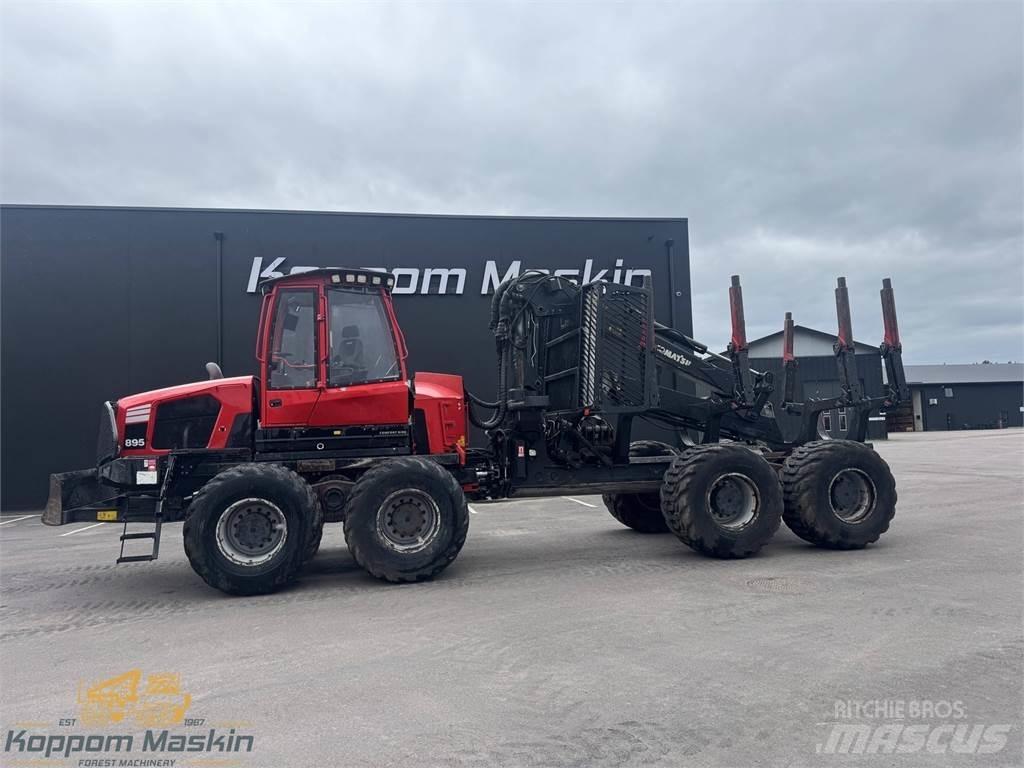 Komatsu 895 Lesné traktory