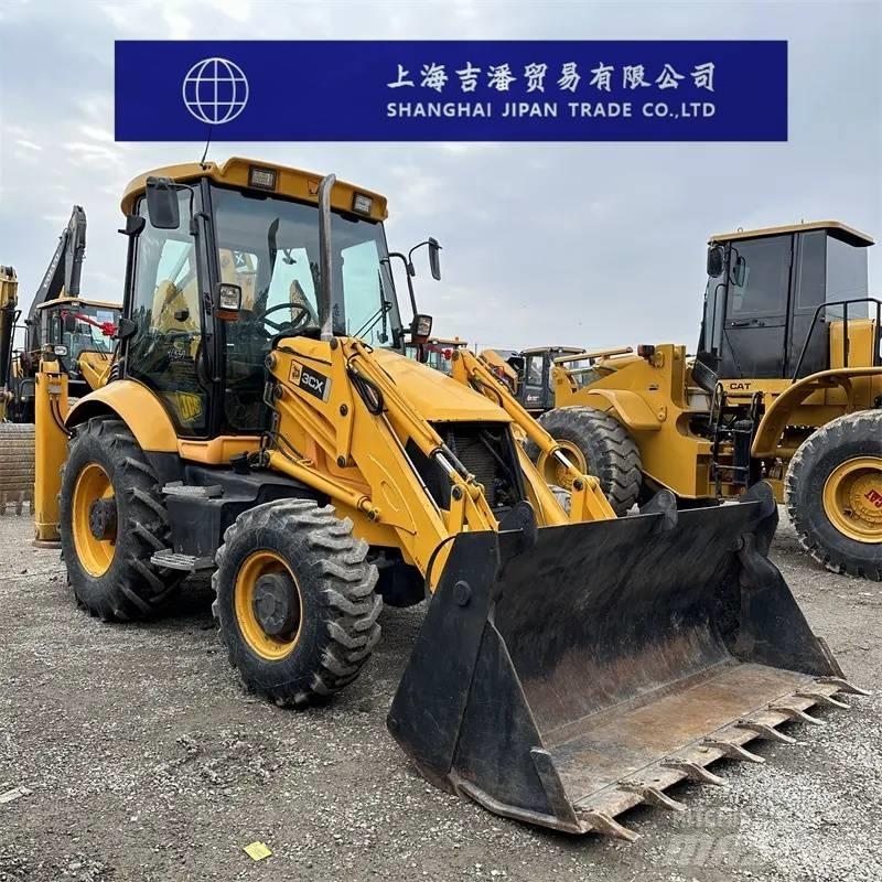 JCB 3 CX Kolesové nakladače